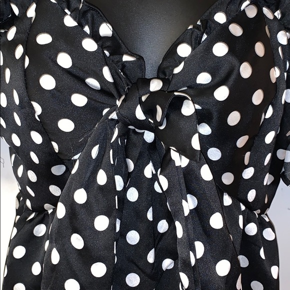 Tea and Cup polka dot cold shoulder blouse - Picture 3 of 6